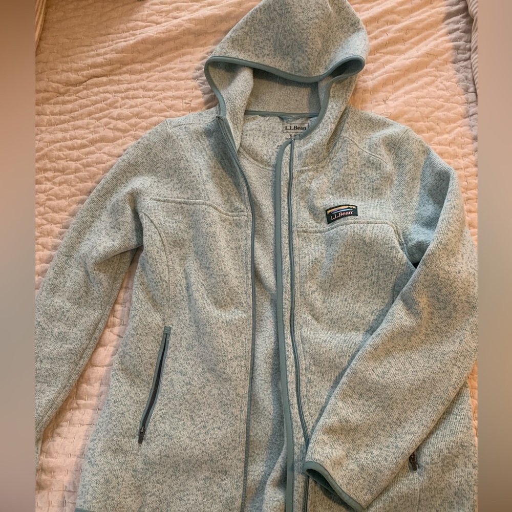 LLBean hooded zip up sweater fleece size small regular. Excellent condition